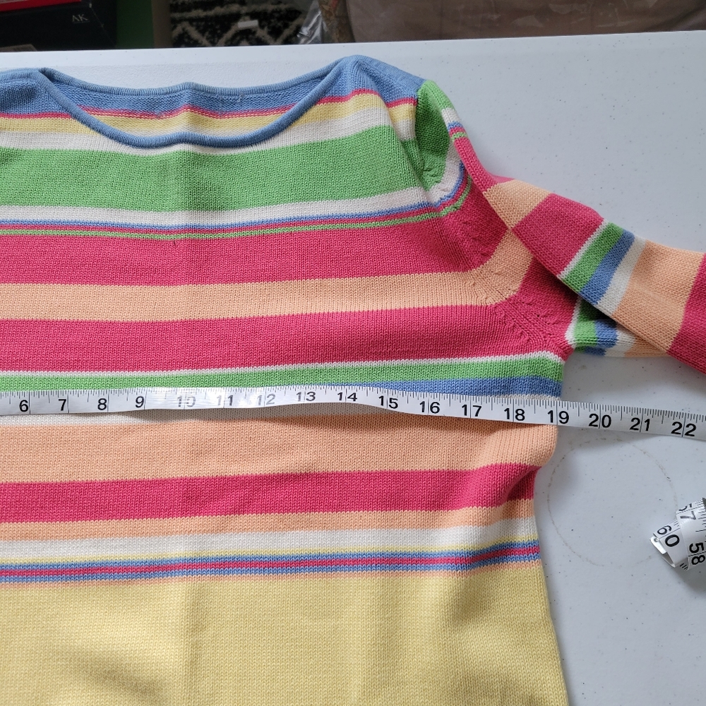 Sweater - Picture 6 of 7